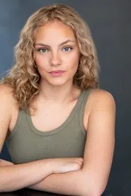 Lauren Viau