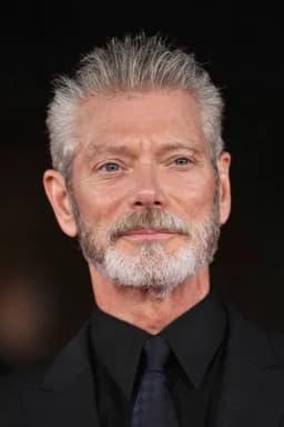 Stephen Lang