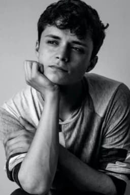 Lucas Jade Zumann